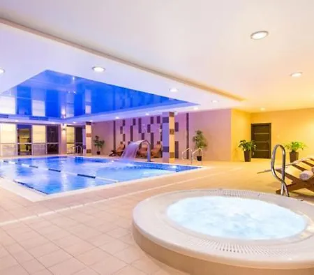 Z-hotel Business &