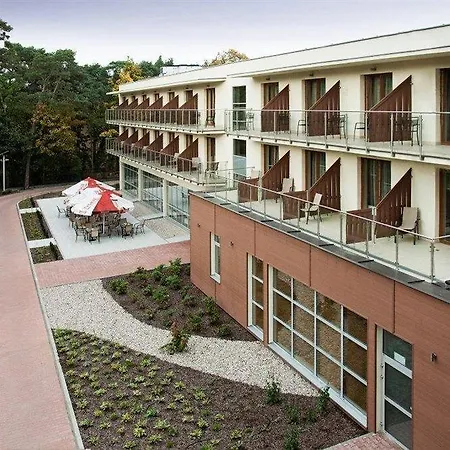 Z-hotel Business & Otwock
