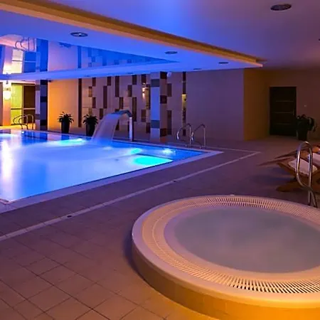 Z-hotel Business & 4* Otwock