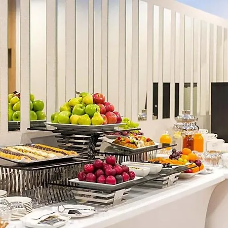 Z-hotel Business & 4*