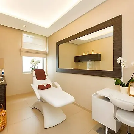 Hotel Z-hotel Business &
