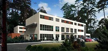 Z-hotel Business & אוטווק