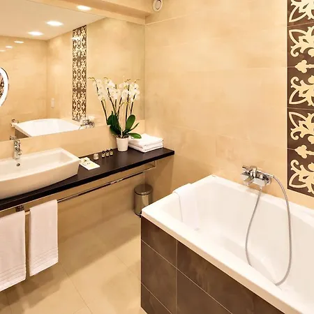 Hotell Z-Hotel Business & Spa Otwock