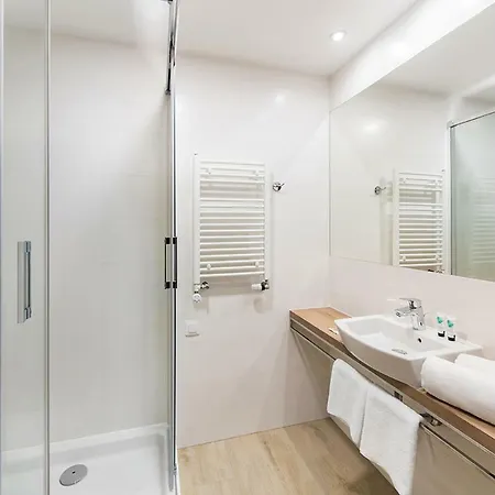 Z-hotel Business & 4* Otwock