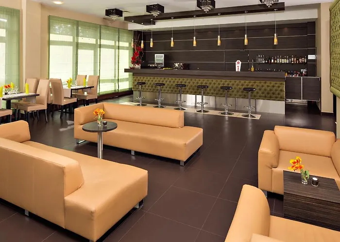 Z-hotel Business & Otwock