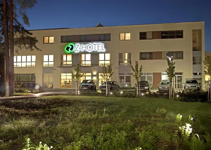 Z-hotel Business & 4* Otwock