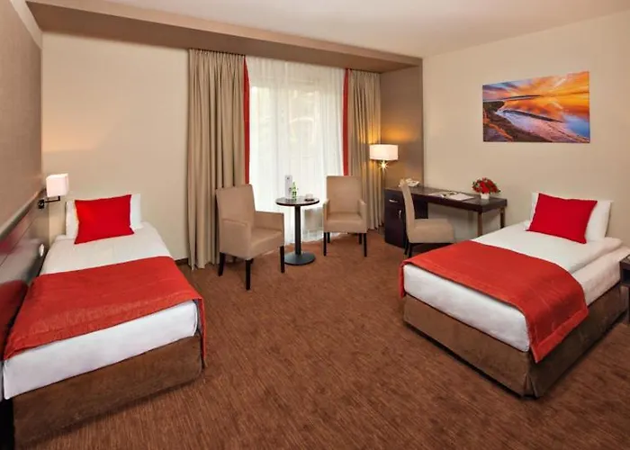 Z-hotel Business & Hotel